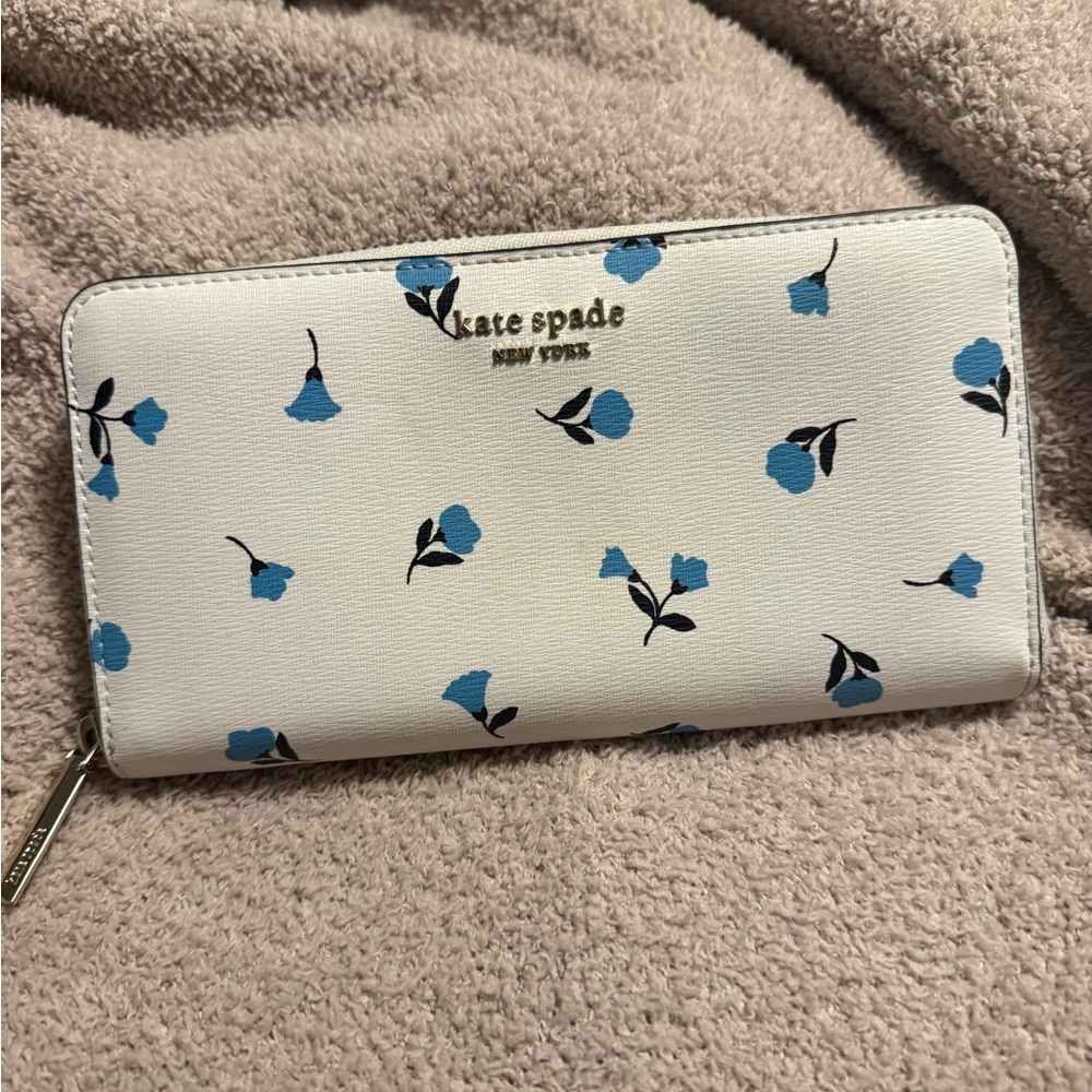 Kate Spade White Wallet with Blue Floral Design